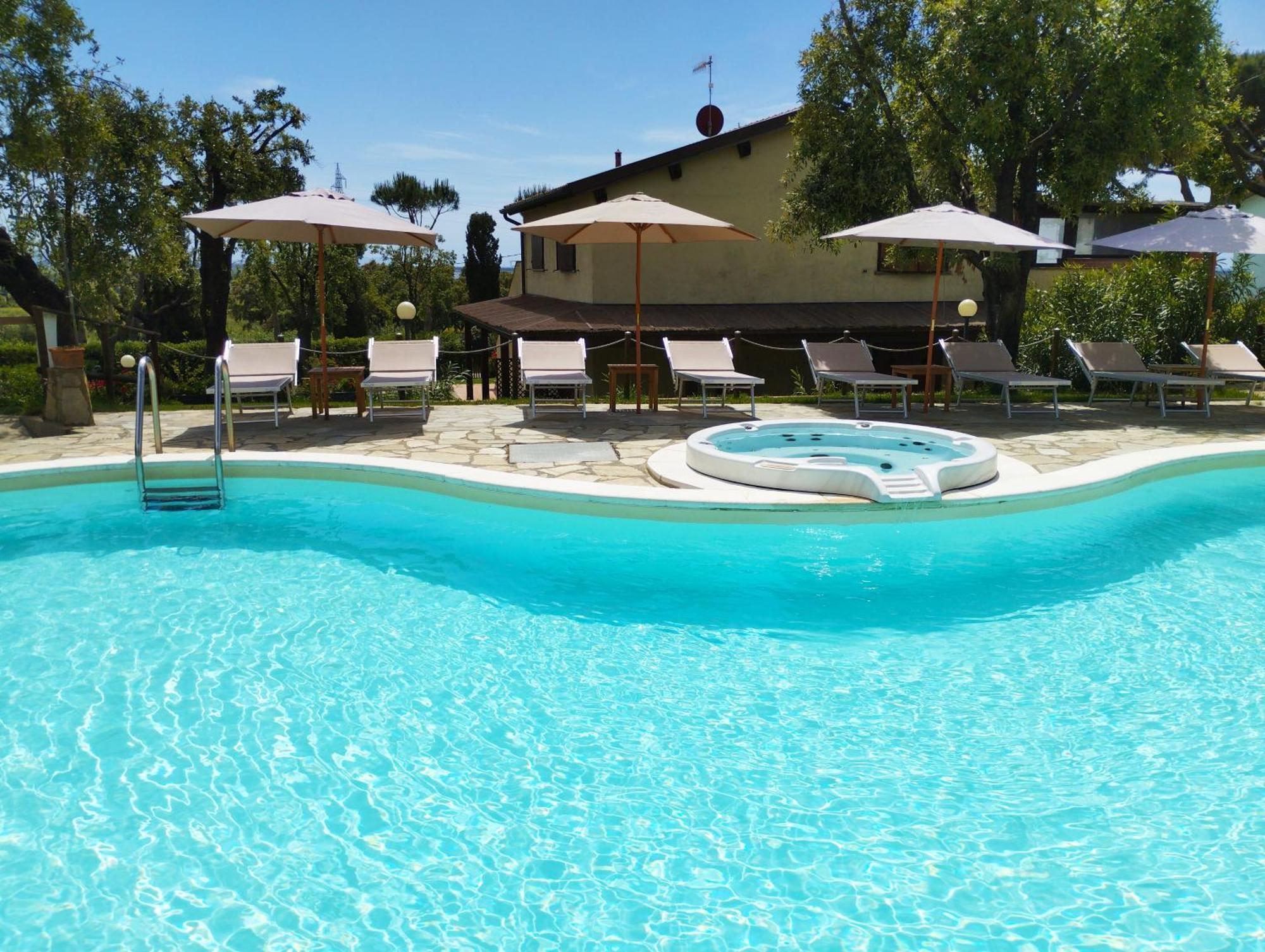 Agriturismo La Luciana Кастильоне дела Пеская Екстериор снимка